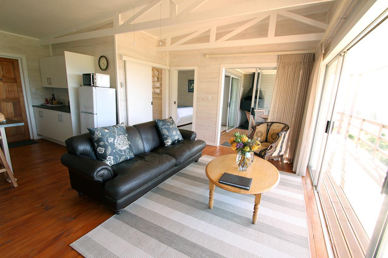 Big Sky Cottages Wolseley Exteriör bild
